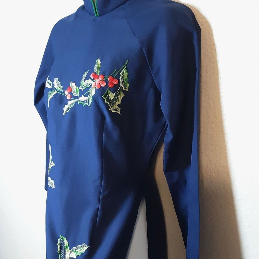 Vietnamese Floral Embroidered Long Blouse| High Mandarin Collar